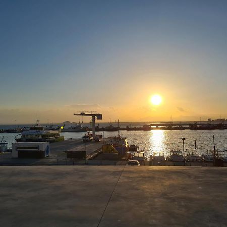 Acogedor Apartamento Vistas Al Mar Roses Kültér fotó